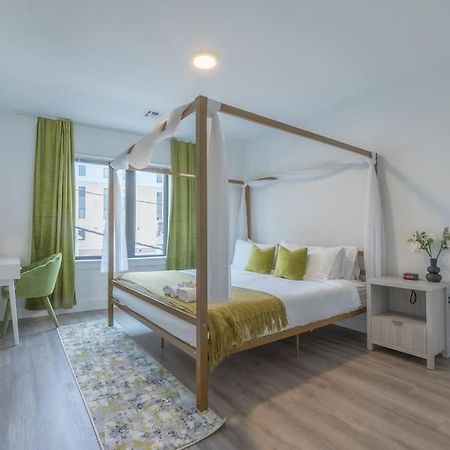 2 Bedroom 2 Bath Suite, Near American Dream And The Airport, Free Parking, King Bed And 2 Queen Beds, Washer And Dryer Orange Exterior foto