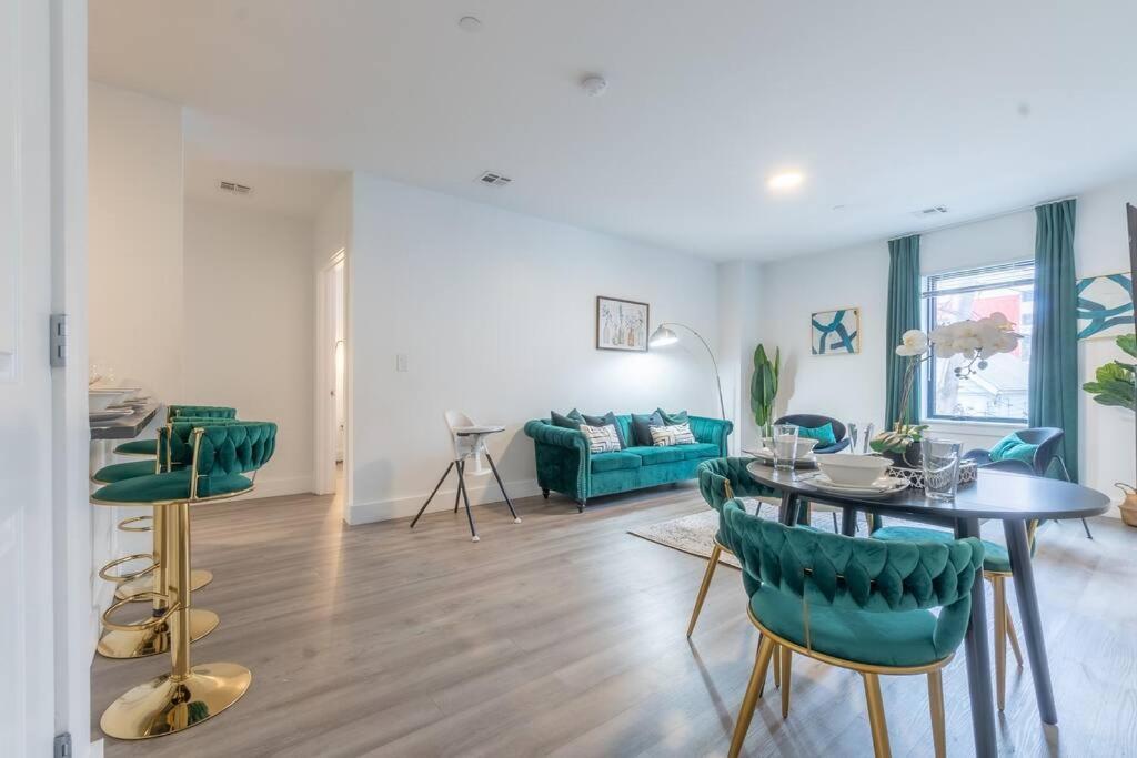 2 Bedroom 2 Bath Suite, Near American Dream And The Airport, Free Parking, King Bed And 2 Queen Beds, Washer And Dryer Orange Exterior foto