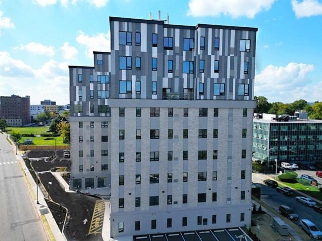 2 Bedroom 2 Bath Suite, Near American Dream And The Airport, Free Parking, King Bed And 2 Queen Beds, Washer And Dryer Orange Exterior foto